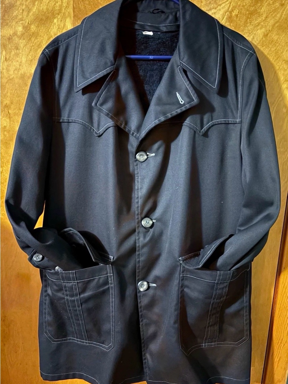 Best "Season Mates" Men's Black Mid-Length Overcoat
Button size 42 (1970's)